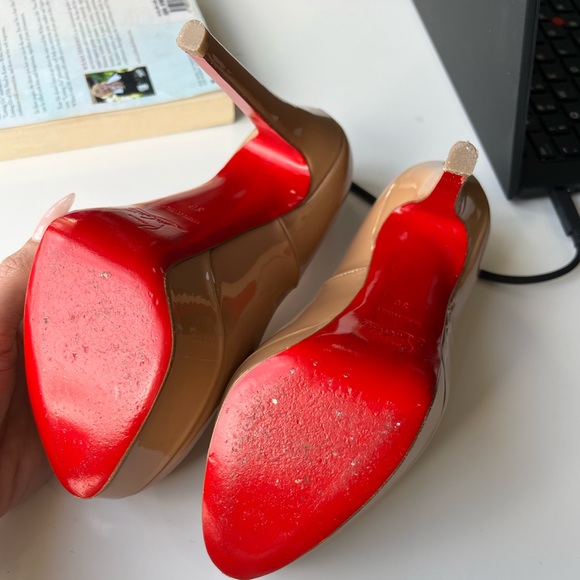 Christian Louboutin Pumps size 36 - Picture 4 of 4